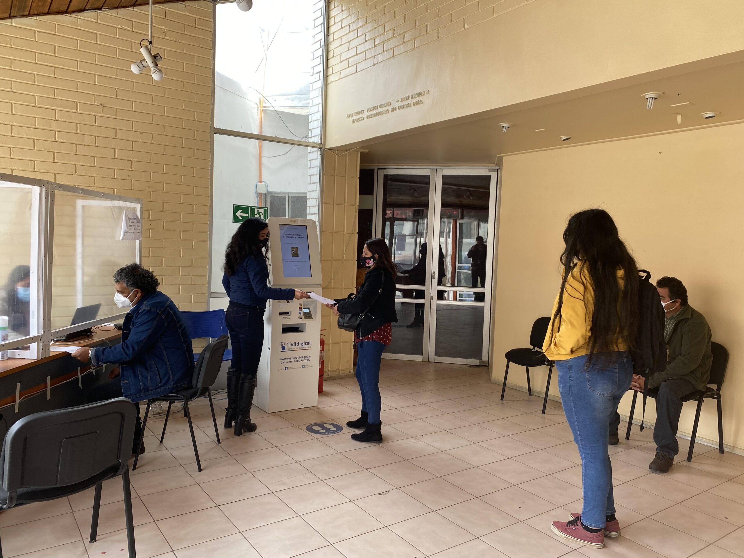 Usuarios pueden realizar sus trámites en módulo de atención del Registro Civil en el municipio de Ovalle