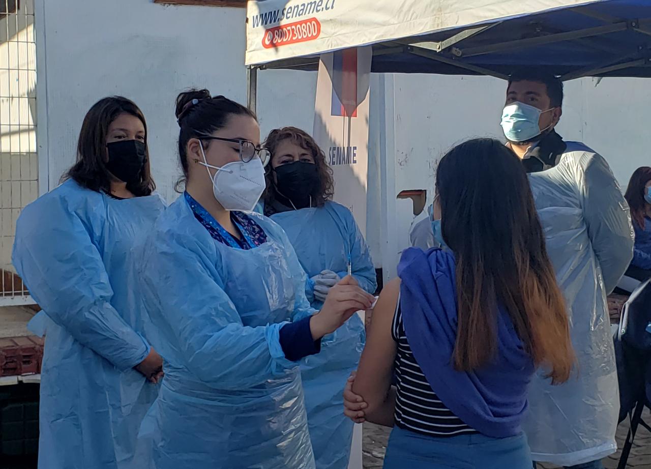 Inicia vacunación de adolescentes en residencias de protección de Coquimbo