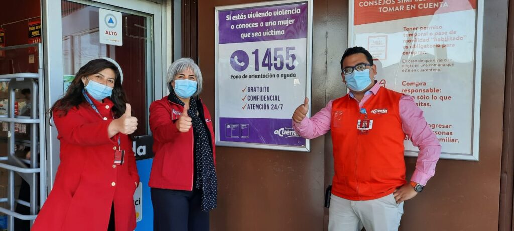 WALMART CHILE Y SEREMI DE LA MUJER LANZAN CAMPAÑA PARA DIFUNDIR FONO ORIENTACION EN SUPERMERCADOS DE TODA LA REGIÓN