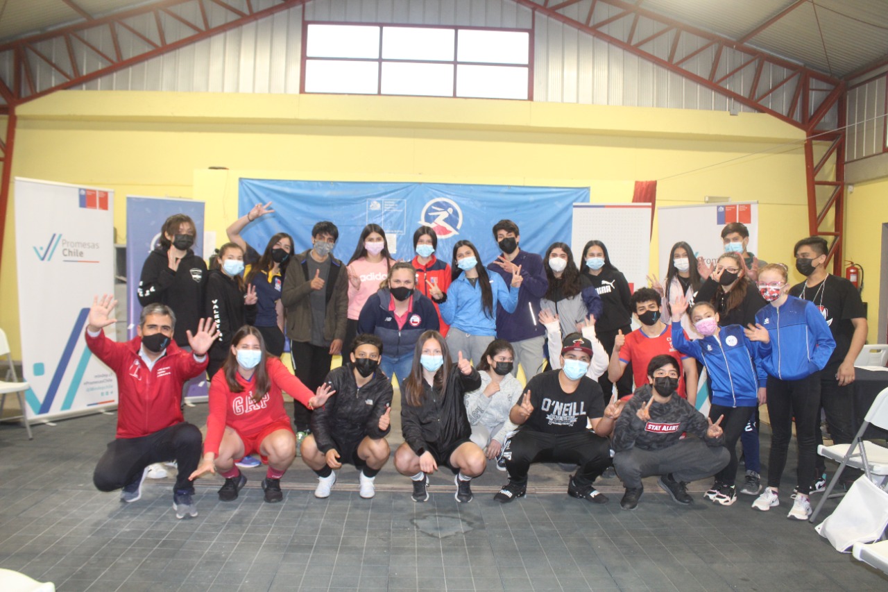 María Fernanda Valdés realizó Clinica Deportiva a deportistas de Promesas Chile.