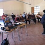 Adultos mayores de Limarí se capacitan para prevenir estafas telefónicas y fraudes