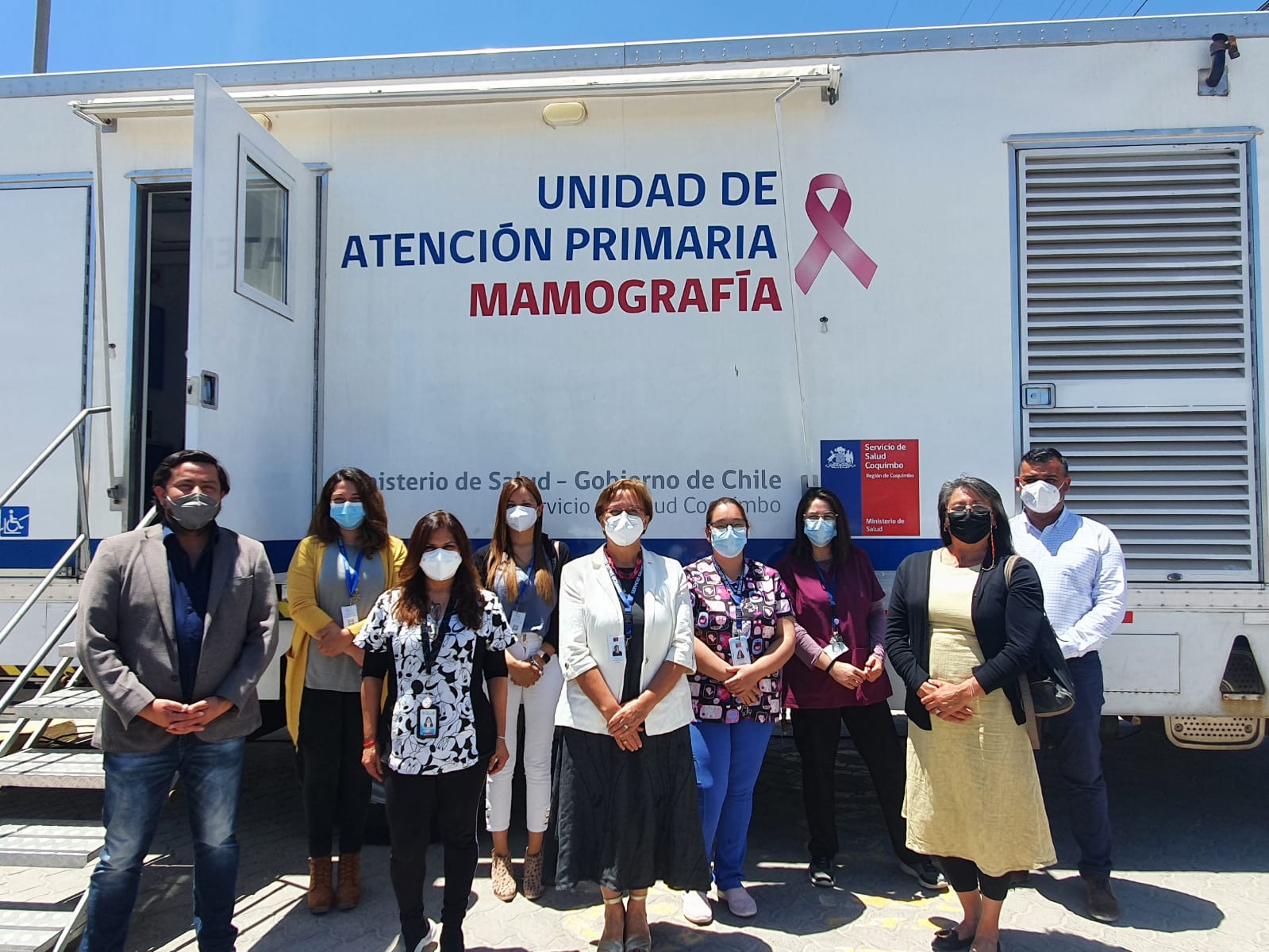 Mamógrafo móvil llegó hasta el balneario de Tongoy para realizar exámenes gratuitos preventivos