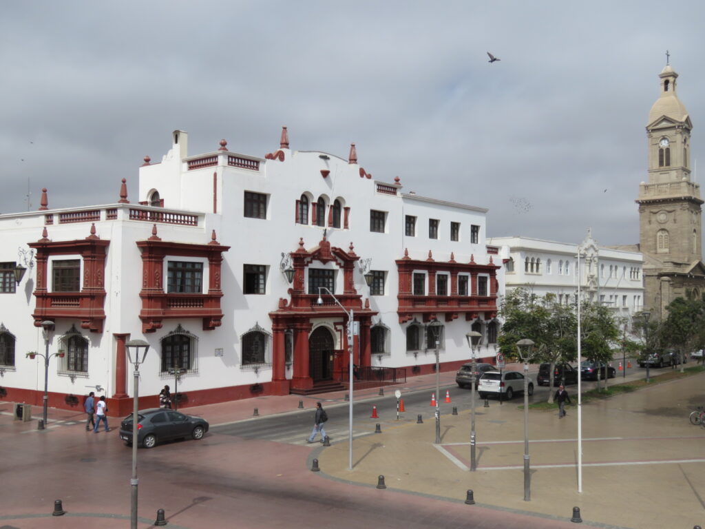 Corte de La Serena acoge recurso de protección y ordena eliminar comentarios desde cuenta de Facebook