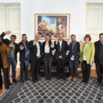 Ministra Vallejo conmemora centenario de la primera transmisión radial en Chile