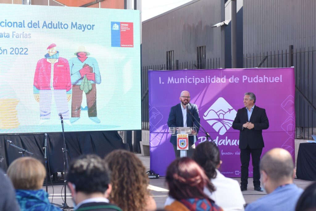 MINISTRO GIORGIO JACKSON ENCABEZA ENTREGA DE RECURSOS POR MÁS DE $4.000 MILLONES A ORGANIZACIONES DE PERSONAS MAYORES QUE RESULTARON BENEFICIADAS CON FONDO CONCURSABLE DE SENAMA